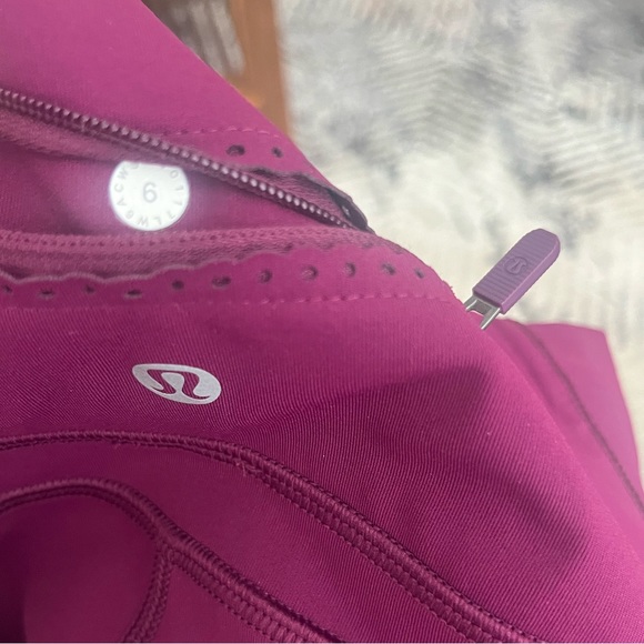 Lululemon Mind Over Miles Crop - Picture 5 of 7